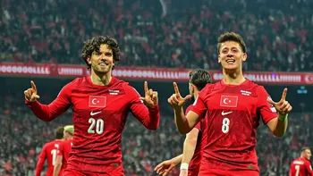 Iubita lui Arda Güler, eroul Turciei în meciul cu România: baschetbalistă, fotografă și o prezență fină care refuză celebritatea