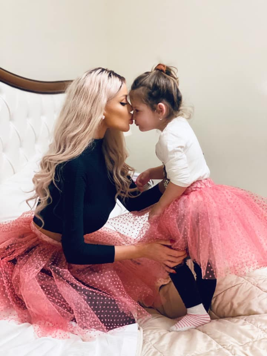 Bianca Drăgușanu a semnat un contract cu un post de televiziune: “Facem o telenovelă despre viața reală a mea. O să vă povestesc detalii picante” | FOTO