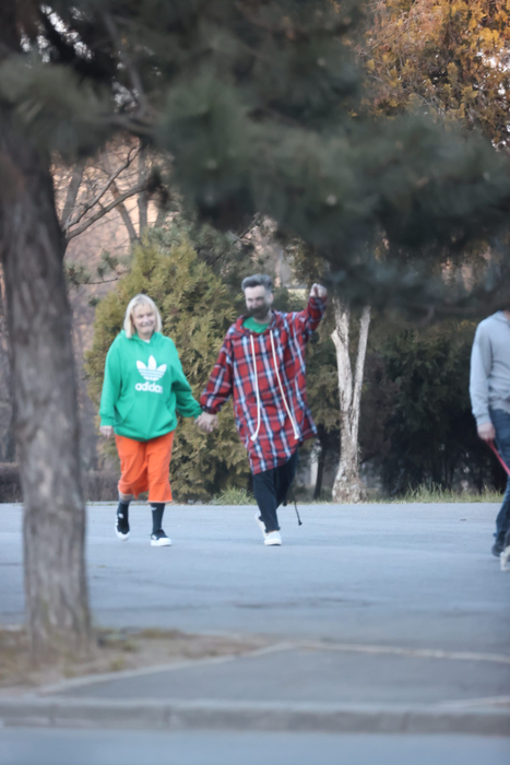 Cristina Cioran și iubitul, în Parcul Herăstrău (Foto: CANCAN.RO)