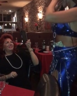 Sexoasa Loulou a dansat din buric în restaurantul lui Borcea din Miami