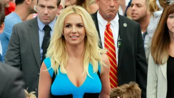 Britney Spears, dezvăluiri cutremurătoare despre un fost iubit: „Îmi luam perna și mă duceam să dorm afară”