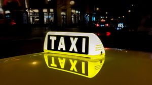 Câţi lei a luat pe o cursă de 47 de secunde un taximetrist din Satu Mare