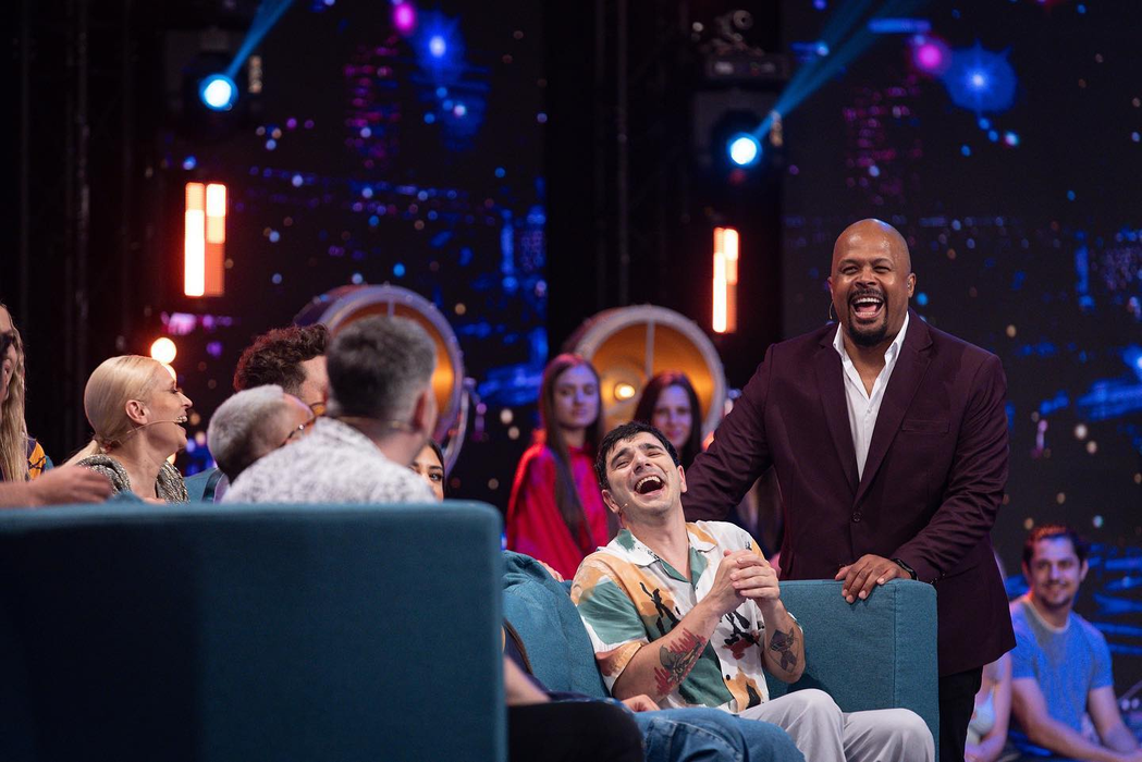 Cabral va prezenta emsiunea "Săriți de pe fix!", în prime-time, la Pro TV (Foto: Instagram)