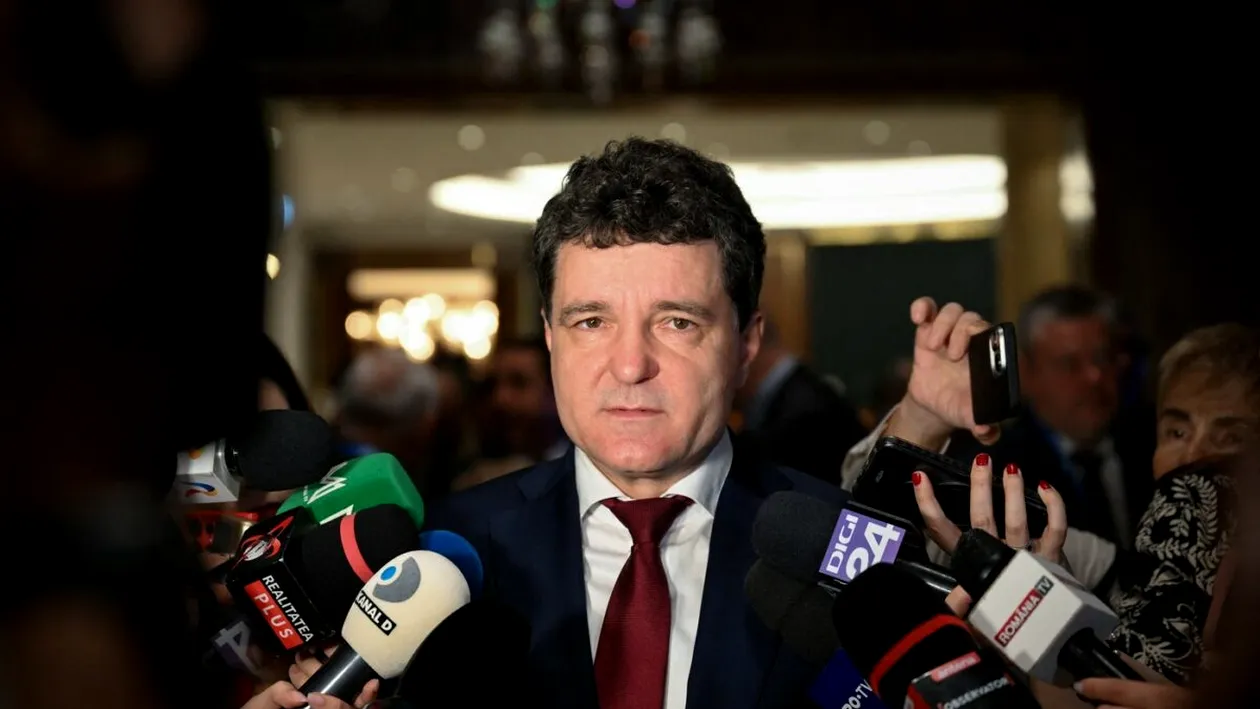 Nicușor Dan și-a dat demisia de la primărie. Cine i-a luat locul