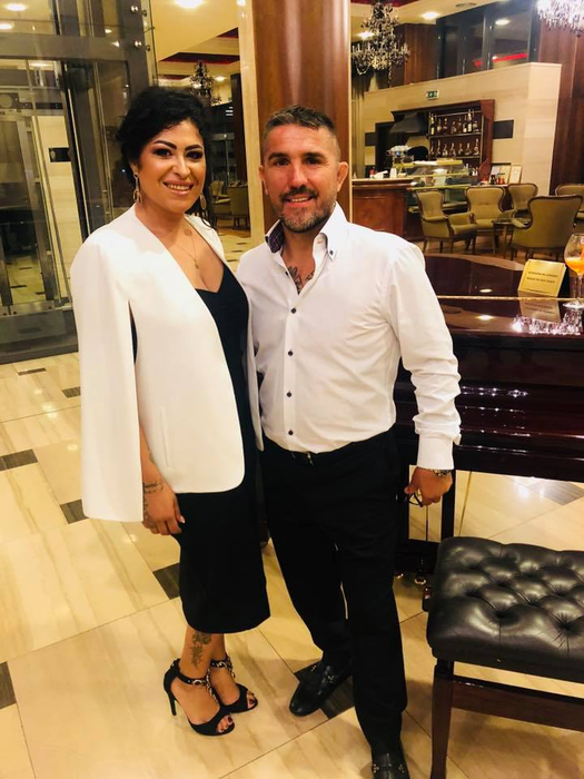 Costel Corduneanu alături de soția sa, Grațiela