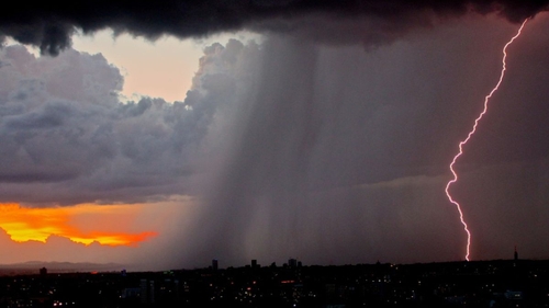 ANM a emis de 79 de ori cod roșu! România, lovită de fenomene meteo extreme