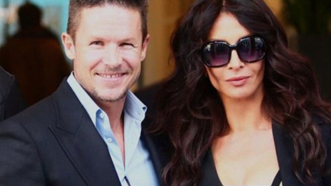 FELIX BAUMGARTNER o răsfaţă în fiecare zi pe MIHAELA RĂDULESCU! Imaginea care arată că cei doi se ”scaldă” în lux