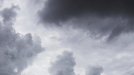 Meteo 15 NOIEMBRIE! Vor fi ploi slabe şi burniţă