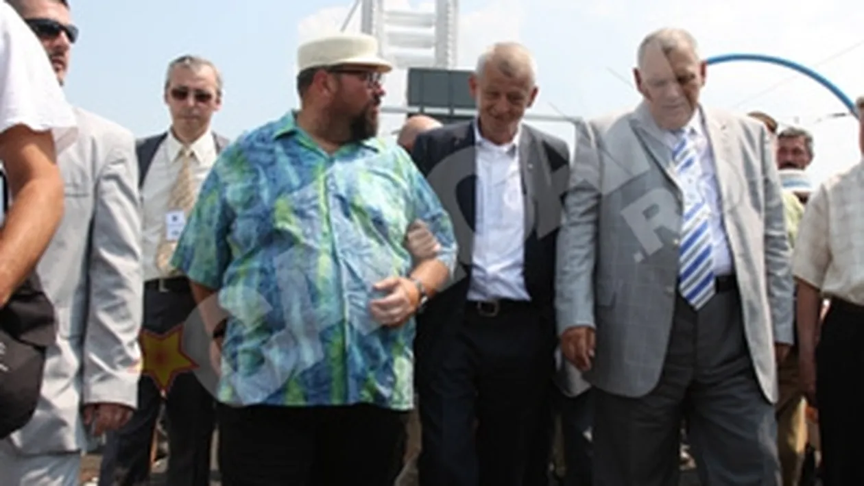 Pasajul Basarab a fost deschis pentru pietoni! VEZI aici cum arata