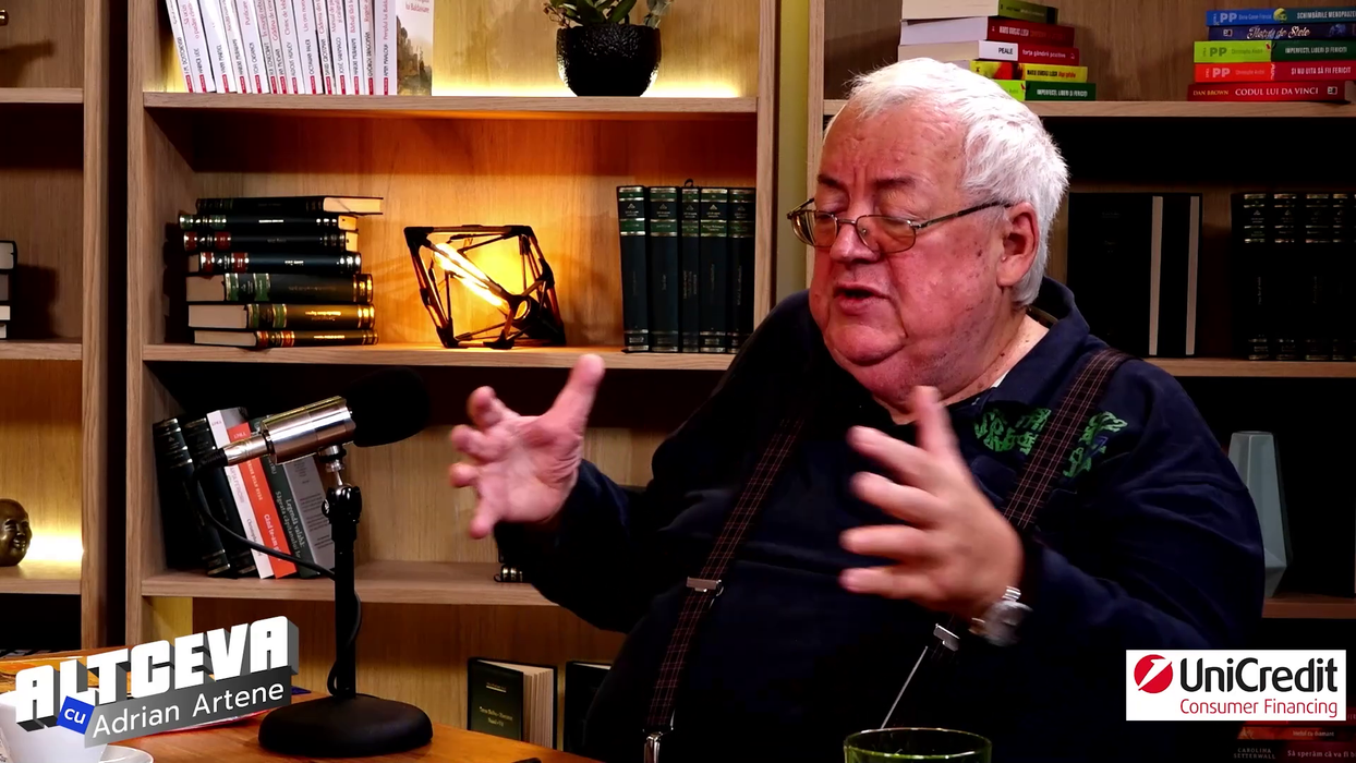 Podcastul "Altceva cu Adrian Artene" este difuzat în fiecare sâmbătă, de la ora 19:00, pe canalul de YouTube dedicat (Foto: captură video)