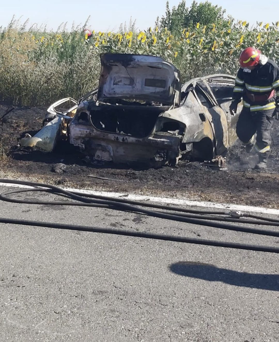 Tragedie în Teleorman! Doi șoferi au murit în urma unui accident violent. Traficul a fost blocat