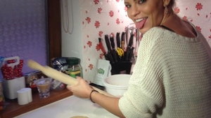 Imagini interzise credinciosilor! Uite ce a pus Mariana Rosca pe masa de Paste! A facut-o cu mana ei