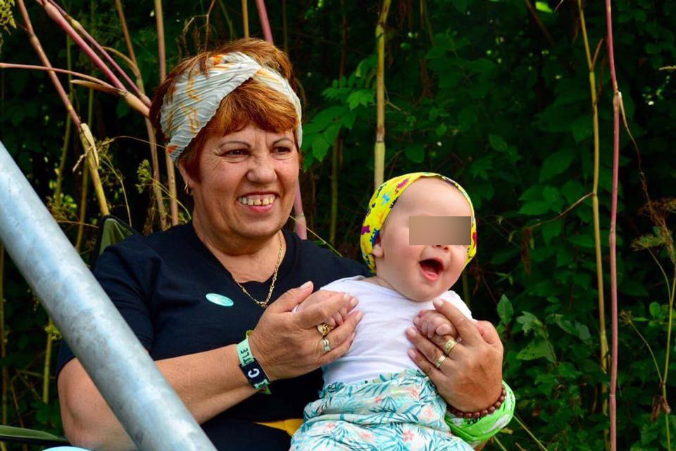 Fiica Principelui Nicolae a devenit o… prinţesică. Primele imagini cu strănepoata dezmoştenită a Regelui Mihai!