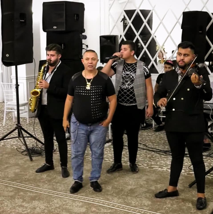 Nicolae Guță a făcut show la petrecerea de tăiere a moțului fiului său! Toți au rămas cu gura căscată când au văzut cum s-a îmbrăcat manelistul