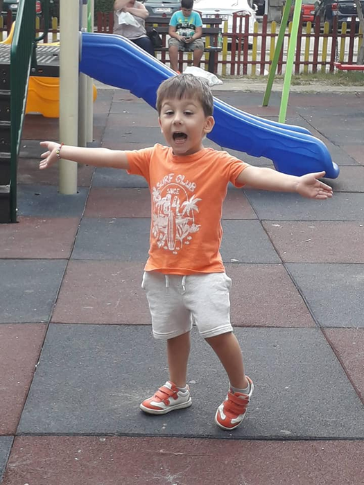 Matteo are nevoie de ajutorul nostru! La doar trei ani, băiețelul se luptă cu o boală care-i poate fi fatală
