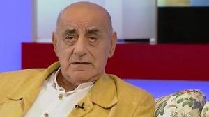 E doar bolnav, dar deja a inceput razboiul pe averea lui Lis! Oana nici nu concepe sa imparta avutia cu cei doi copii ai sotului