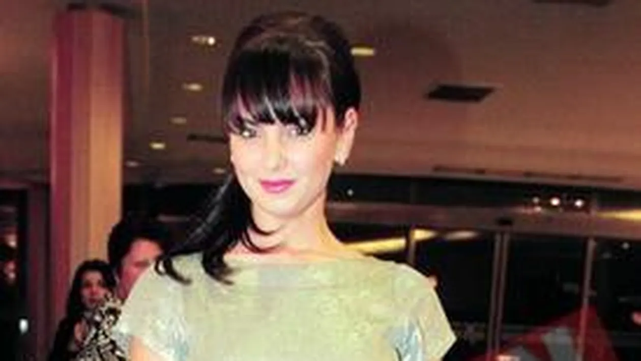 Mama Natura pregateste cocos in vin