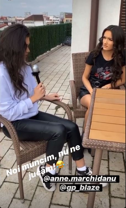 Gafa de proporții a unei prezentatoare de la Pro TV! Fusta mini s-a ridicat atât de mult, încât i s-a văzut lenjeria intimă