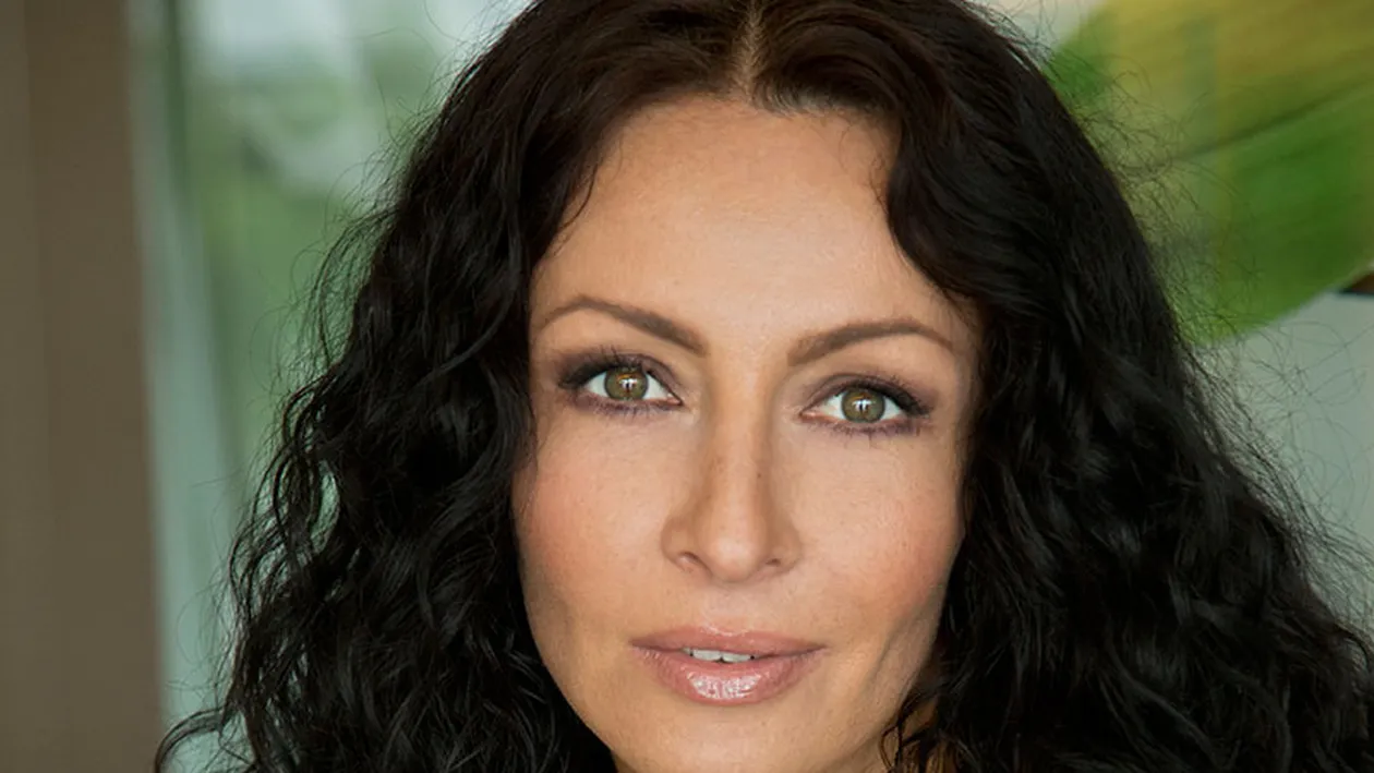 Mihaela Rădulescu vrea să se mărite din nou: Toată viaţa mi-am dorit o familie. Fac şi eu ca bunica, încerc de câte ori...