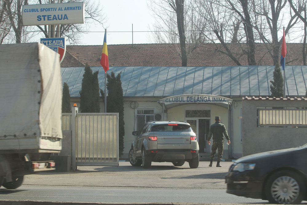 Dan Negru și-a dus copiii să facă sport