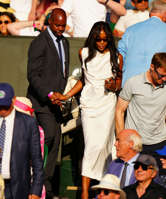 Naomi Campbell
Naomi Campbell vine pentru prima oară în România! Supermodelul DJ urcă pe scena de la Nuba Beach Club Sursa Profimedia