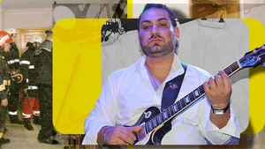 Au spart ușa pentru a-l salva pe ”fratele” lui Salam! Petrecerea din camera de hotel, unde a participat și celebrul manelist, s-a sfârșit rău: a ajuns la spital cu două AVC-uri