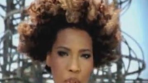 VIDEO Dupa 3 ani de pauza, Macy Gray lanseaza un nou album!