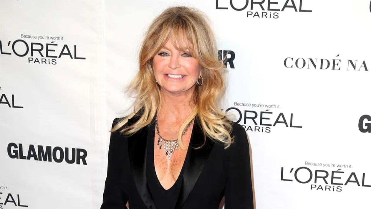 Cum arată Goldie Hawn în costum de baie, la 72 de ani. Imagini fabuloase cu actrița!