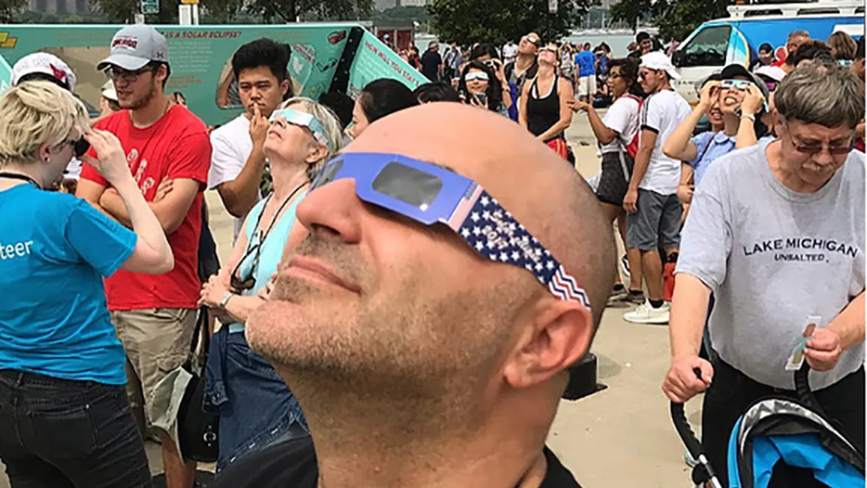 Dan Capatos a privit eclipsa din America! Reacţia fabuloasă a unui fan invidios: Poate...