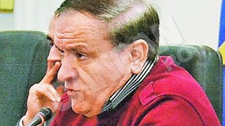 Aristotel Cancescu, seful Consiliului Judetean Brasov, si-a serbat cei 60 de ani in stil tineresc! Petrecere de "june-prim", cu DJ si cinci feluri de whisky