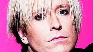 A incercat sa profite de Cheeky Girls!
