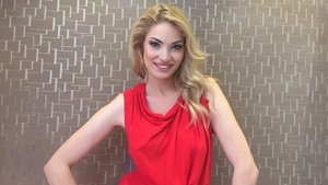 Valentina Pelinel a gasit bijuteria care sa-i aduca noroc! Uite ce talismane prefera vedeta!