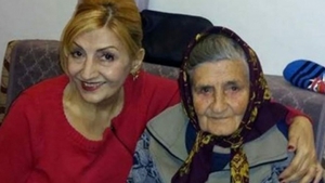 Mama Ilenei Ciuculete plânge încontinuu de la moartea artistei. I-au îndeplinit ultima dorinţă a bătrânei!