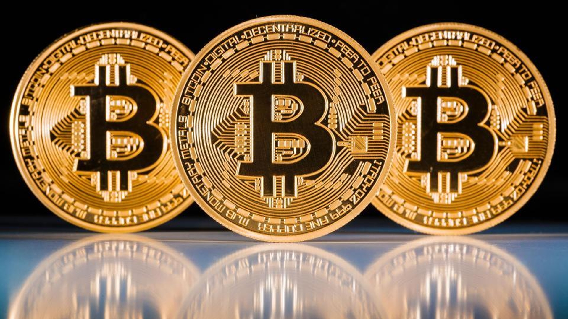 Warren Buffett anunţă apocalipsa bitcoin: "Va avea un sfârşit prost"