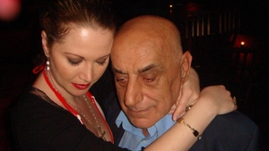 Oana e disperată! Viorel Lis ia medicamente cu pumnul: ”Micul dejun al lui Vio!”
