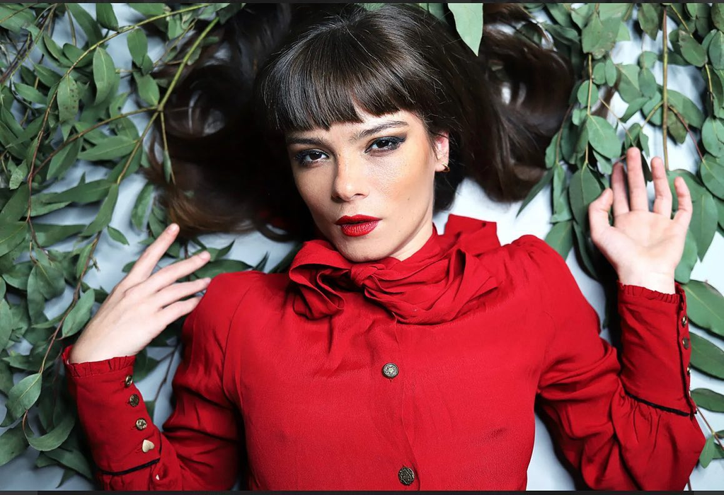 Doina Teodoru s-a pozat în costum de baie (Foto: Instagram)