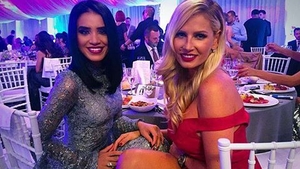Adelina Pestriţu, eclipsată total de Andreea Bănică la o nuntă. Ţinutele care au atras atenţia tuturor