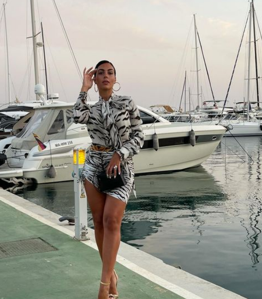 Georgina Rodriguez, iubita lui Cristiano Ronaldo, apariție incendiară pe Instagram, la scurt timp după a fost pus sub acuzare de Federație Engleză de Fotbal | GALERIE FOTO