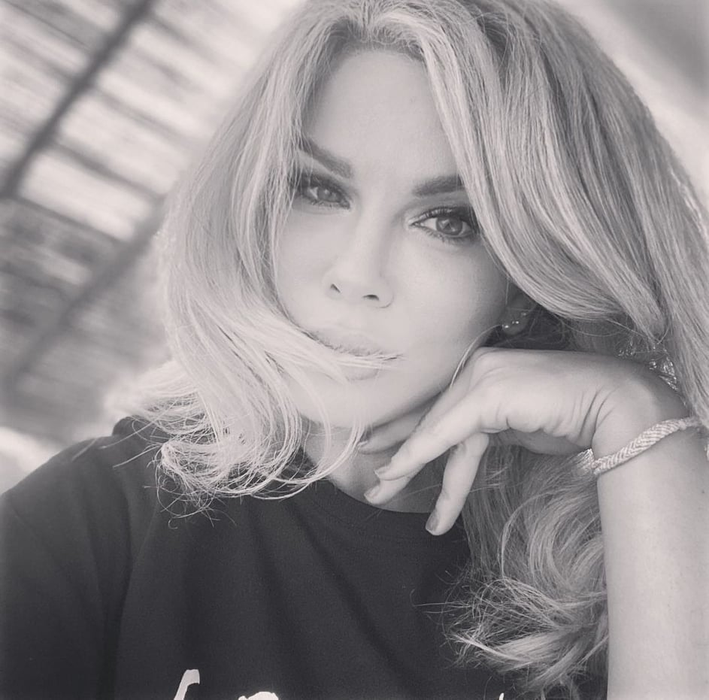 Alina Laufer, viitoare  mămică de gemeni