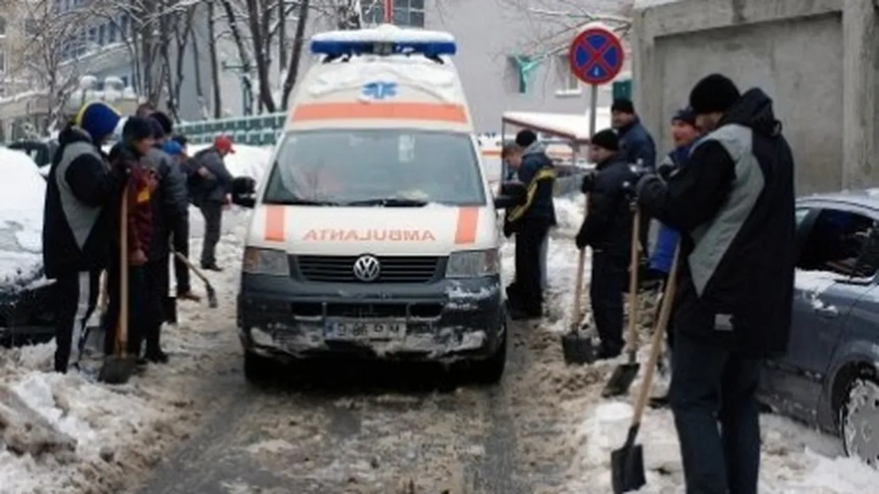 Tragedie în Botoșani. Un bărbat şi o femeie au murit de frig în propria casă