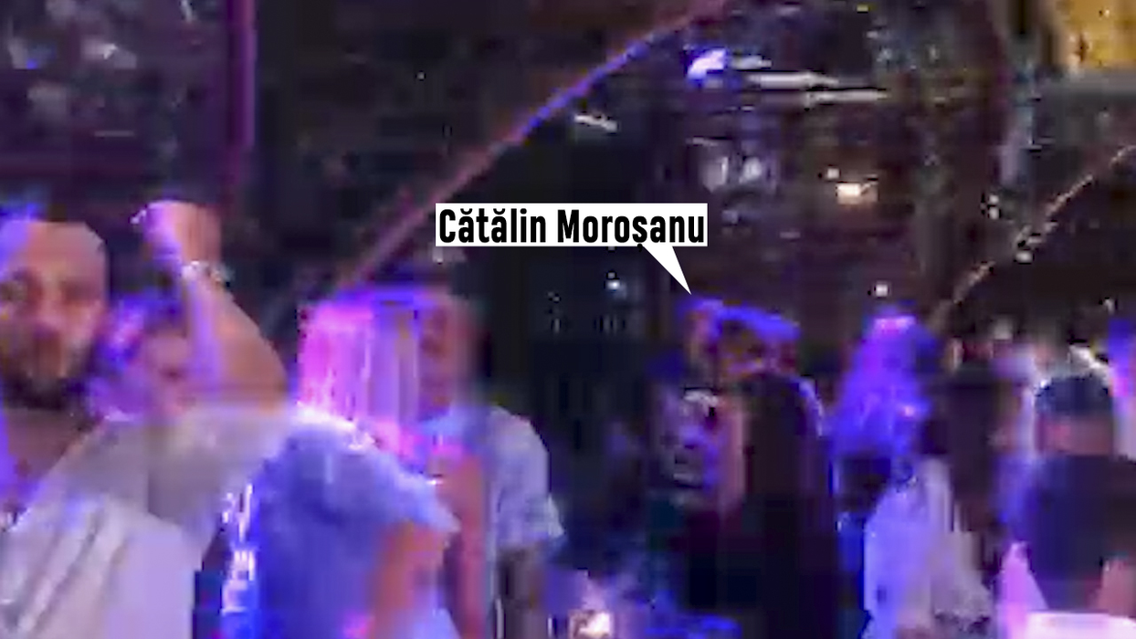 Cătălin Moroșanu a petrecut la NUBA cu Tania și Natalia, două basarabence super-sexy