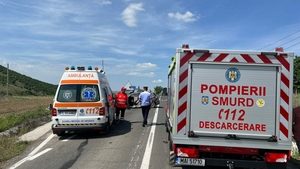 Au scăpat de bombele nimicitoare și au fost la un pas de moarte în România. O maşină cu două femei şi un copil din Ucraina, făcută praf lângă Tulcea