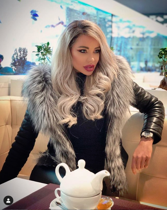 Câte clase a terminat Bianca Drăgușanu. Ce studii are, de fapt, vedeta