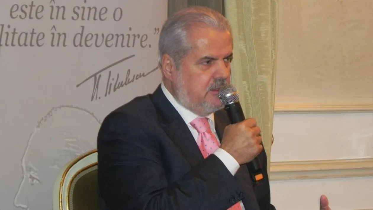 Mari probleme pentru fostul premier Adrian Năstase! I-a luat foc...