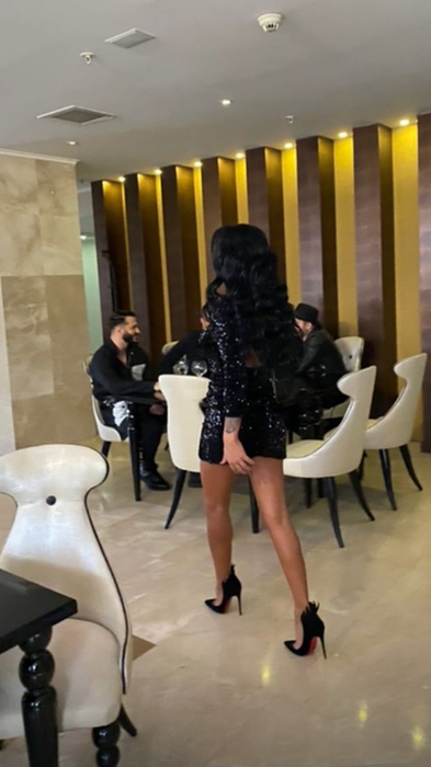 Daniela Crudu, filmată în ipostaze intime alături de unul dintre musculoșii de la Insula Iubirii! Bruneta a spus adevărul despre imaginile HOT