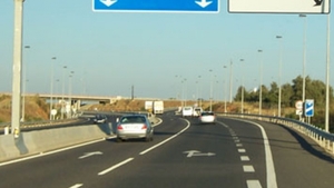 O bunică de 79 de ani, surprinsă pe autostradă cu 238 km/oră!