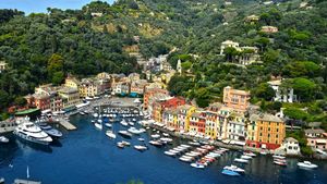 Un oraș din Europa interzice mersul desculț. Care este motivul și ce amenzi primesc cei care o comit