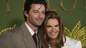Fiul lui Arnold Schwarzenegger, apariție scandaloasă în serialul „The White Lotus”. Cum a reacționat mama sa, Maria Shriver