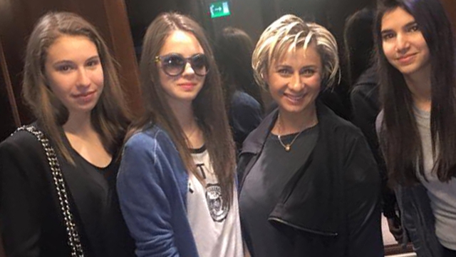 Anamaria Prodan are de ce sa fie mandra! Uite cum arata Rebecca in costum de baie! Are doar 16 ani, insa...