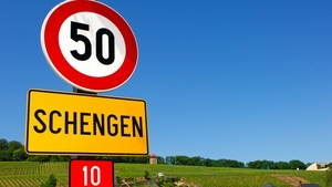 BREAKING | Austria nu se mai opune aderării României în spațiul Schengen